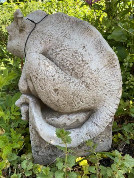 Gargoyle BERTIE | Fiona Scott © | Pheeberts Statuary
